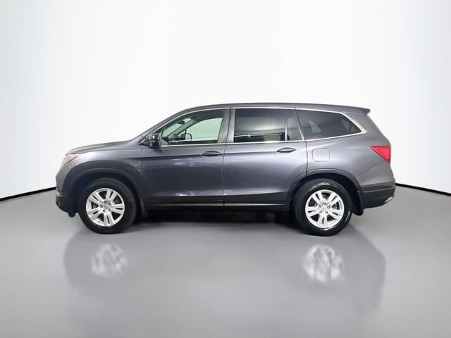 Used 2017 Honda Pilot LX image 6