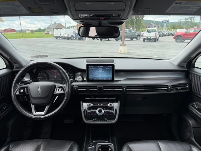 Used 2022 Lincoln Corsair AWD w/ Premium Package image 14