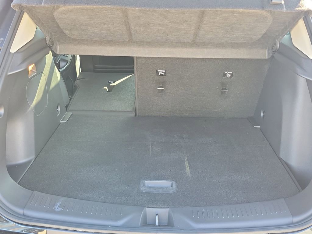 Used 2023 Buick Encore GX Essence w/ Experience Buick Package image 8