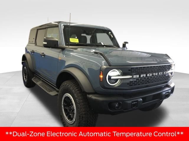 New 2025 Ford Bronco Badlands AWD/4WD image 5