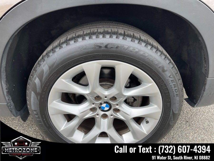 Used 2011 BMW X5 xDrive35i w/ Technology Pkg AWD/4WD image 34
