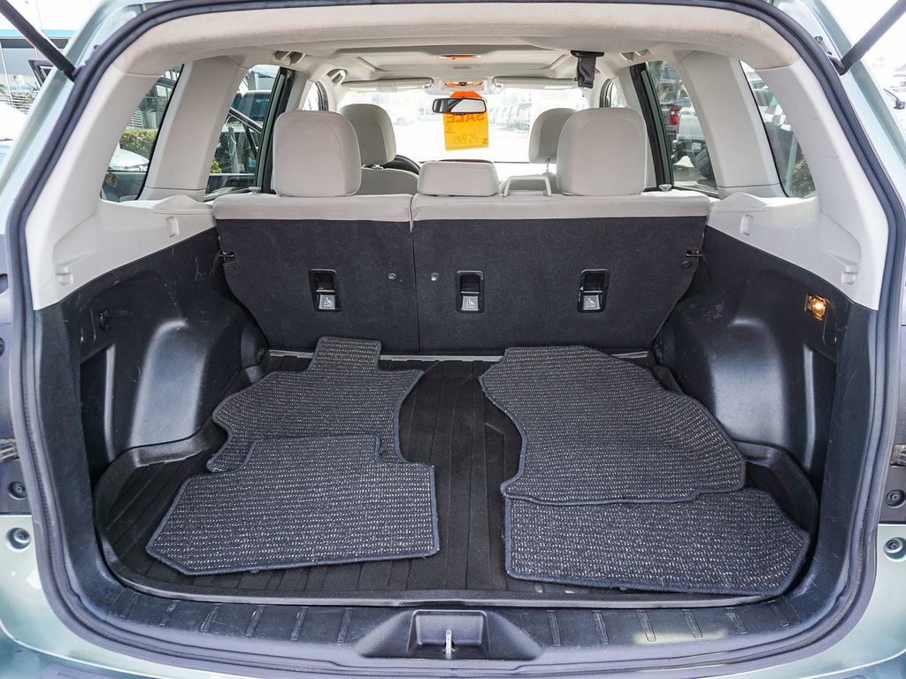 Used 2016 Subaru Forester 2.5i Premium w/ All-Weather Package image 5