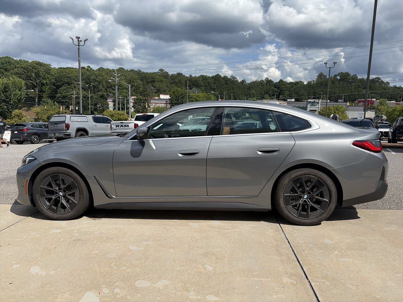 Used 2026 BMW i4 eDrive40 w/ Premium Package RWD image 5