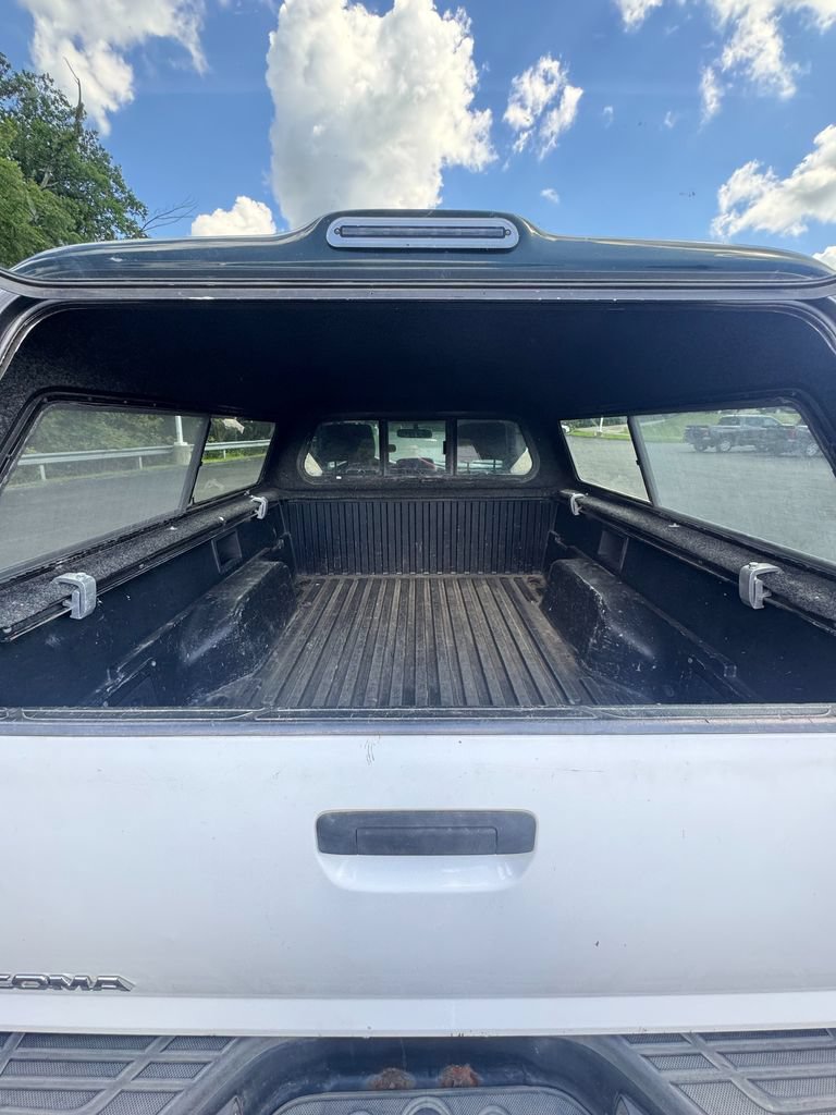 Used 2008 Toyota Tacoma 4x4 Regular Cab w/ Standard Pkg #1 image 9