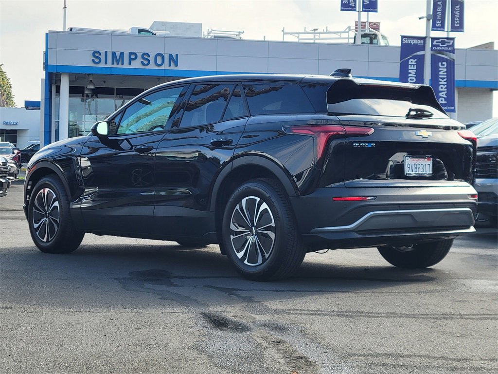 Used 2026 Chevrolet Blazer EV LT image 2
