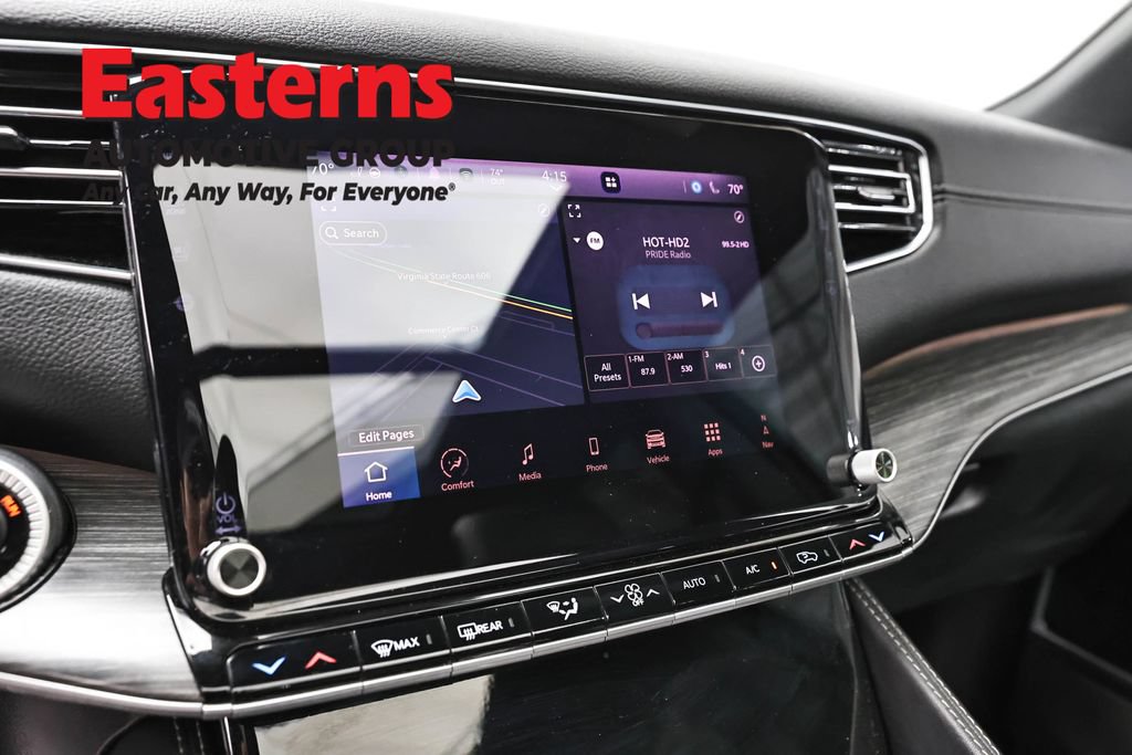 Used 2024 Jeep Wagoneer Series III w/ Premium Group I AWD/4WD image 19