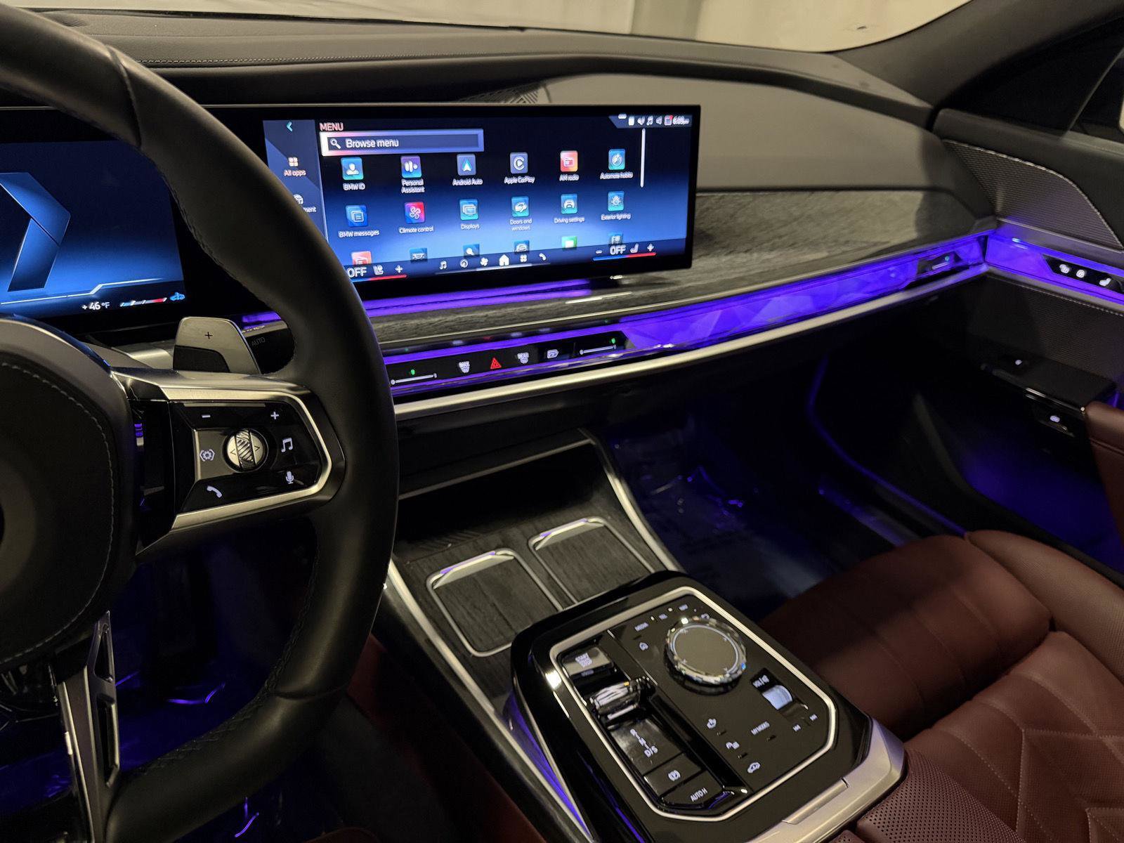 Used 2023 BMW 760i xDrive image 16