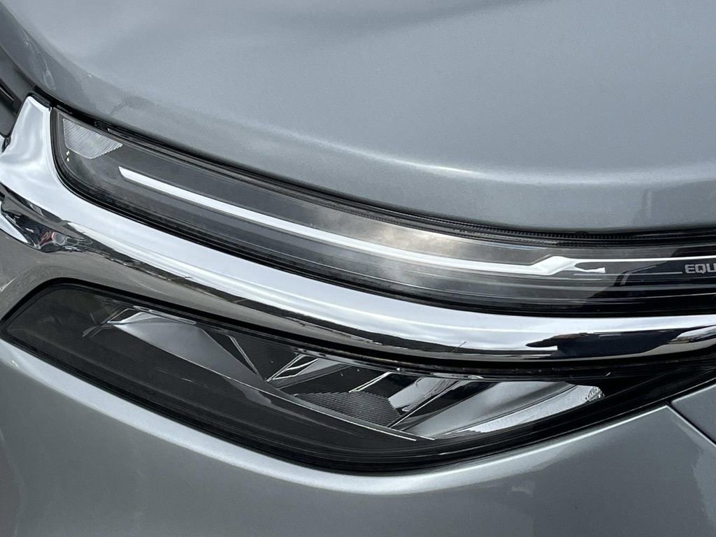 Used 2024 Chevrolet Equinox LT image 9