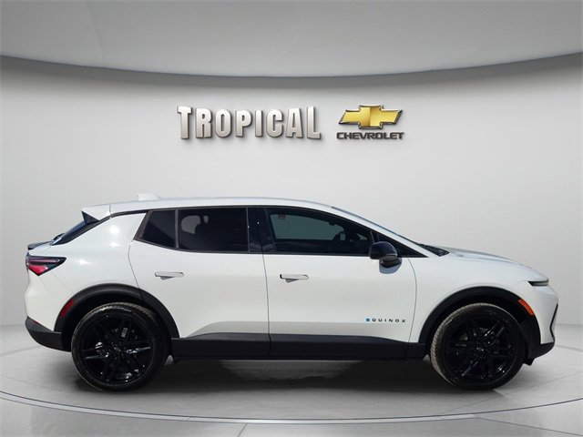 New 2026 Chevrolet Equinox EV LT image 6