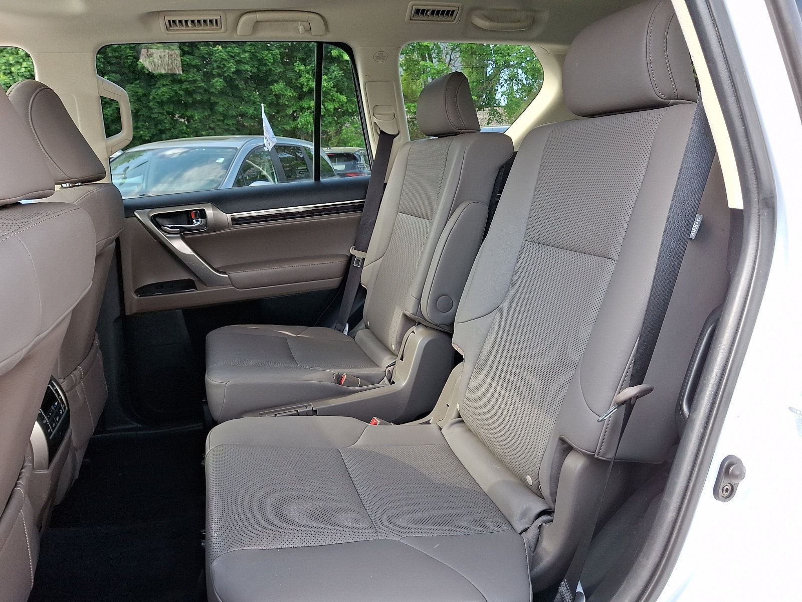 Used 2020 Lexus GX 460 Premium AWD/4WD image 9