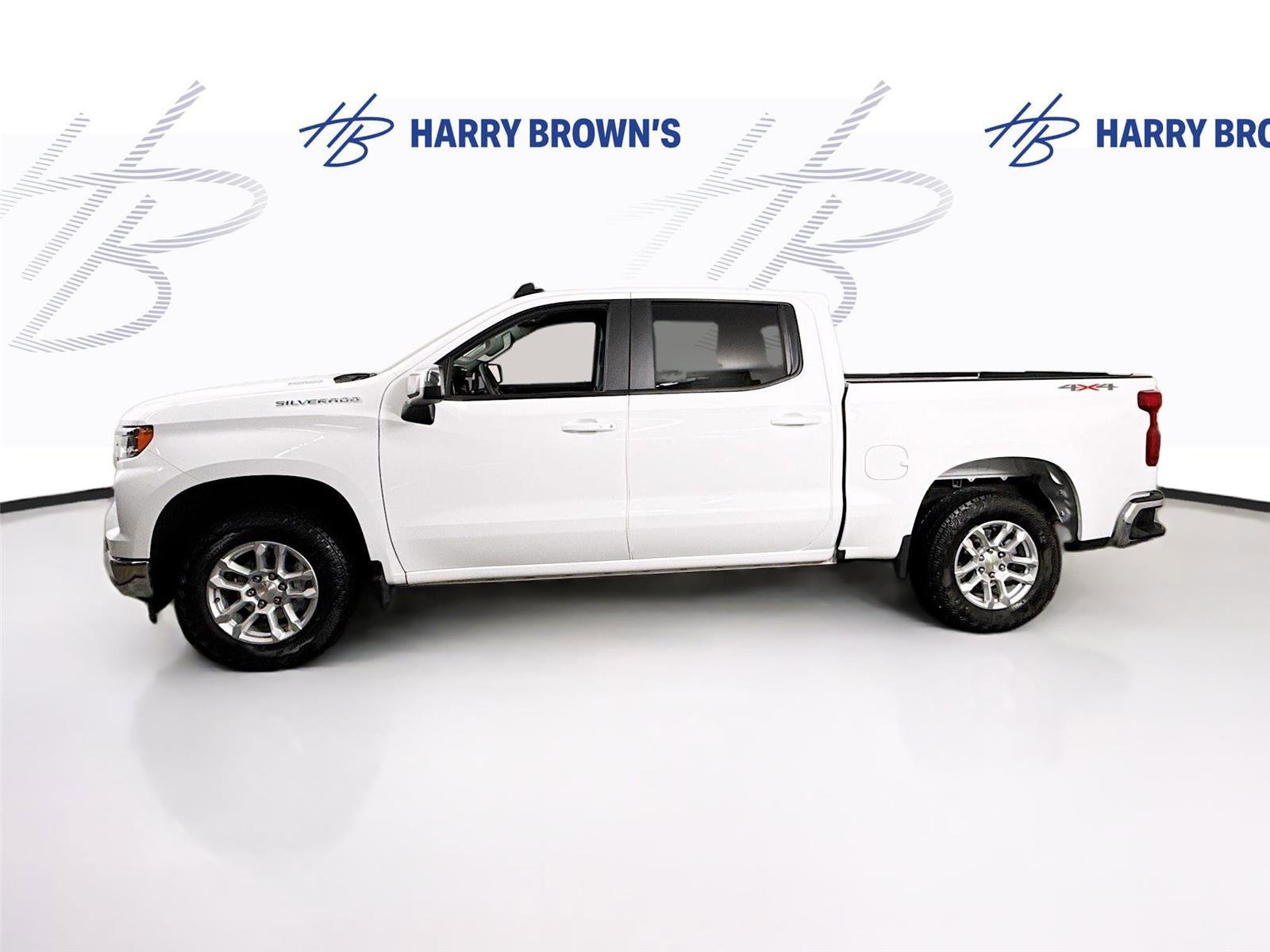 Used 2025 Chevrolet Silverado 1500 LT image 27