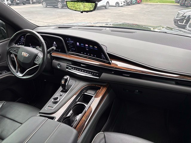 Used 2023 Cadillac Escalade ESV Premium Luxury w/ LPO, Floor Liner Package AWD/4WD image 25