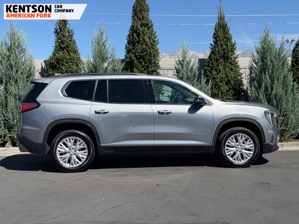 Used 2026 GMC Acadia Elevation w/ Elevation Premium Package AWD/4WD image 9
