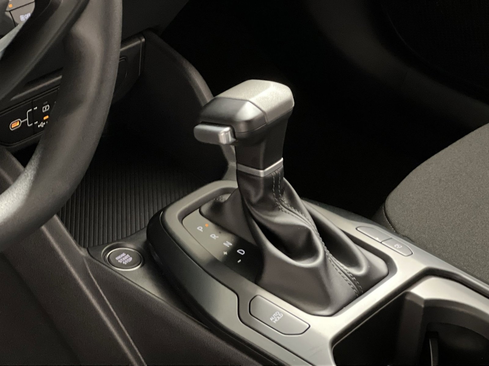 New 2025 Kia K4 LXS image 20