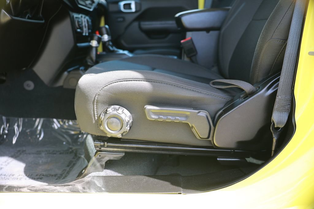 Used 2022 Jeep Wrangler Unlimited Sport AWD/4WD image 21