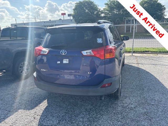 Used 2015 Toyota RAV4 LE FWD image 11