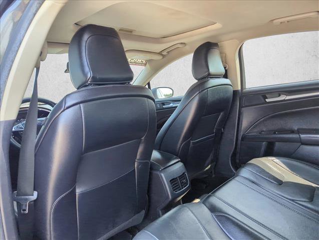 Used 2020 Ford Fusion Titanium AWD/4WD image 16