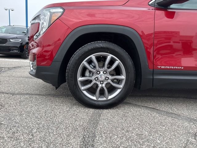 Used 2022 GMC Terrain SLT image 39