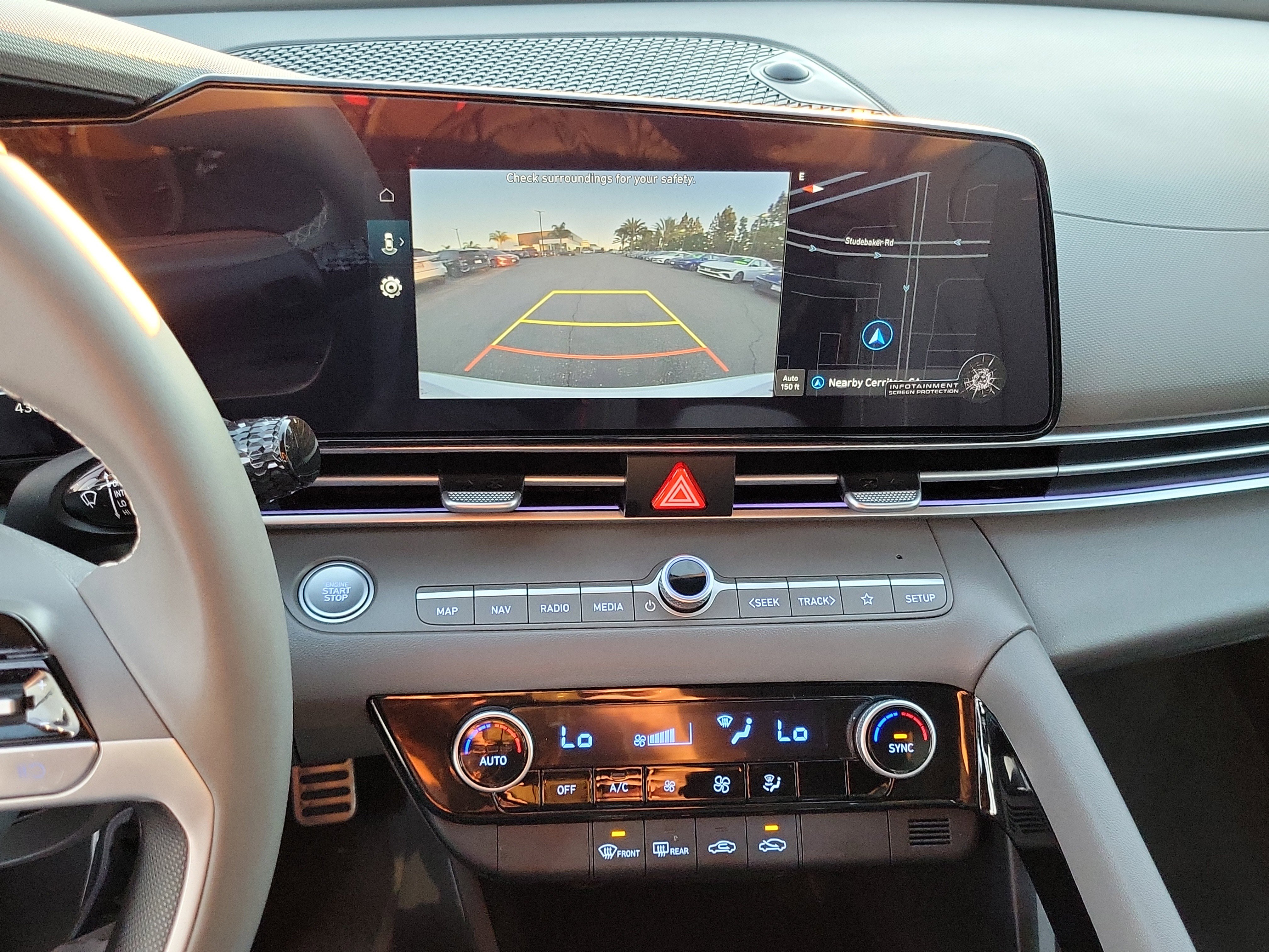 Certified 2025 Hyundai Elantra SEL image 11