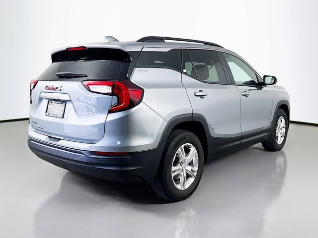 Used 2023 GMC Terrain SLE w/ Driver Convenience Package FWD image 7