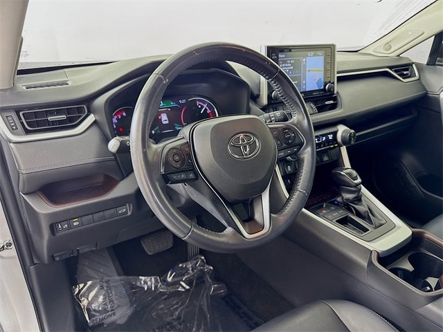 Used 2021 Toyota RAV4 Limited image 11