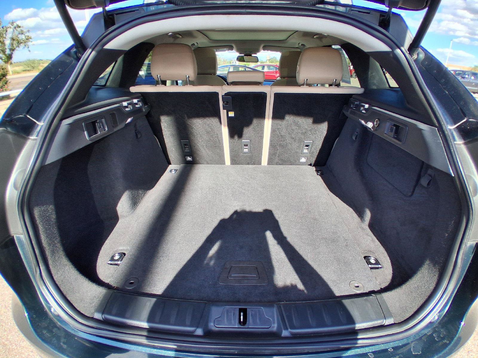 Used 2018 Jaguar F-PACE Premium AWD/4WD image 24
