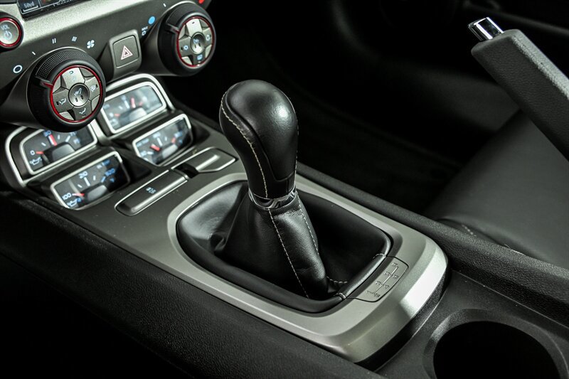 Used 2015 Chevrolet Camaro SS w/ RS Package RWD image 29