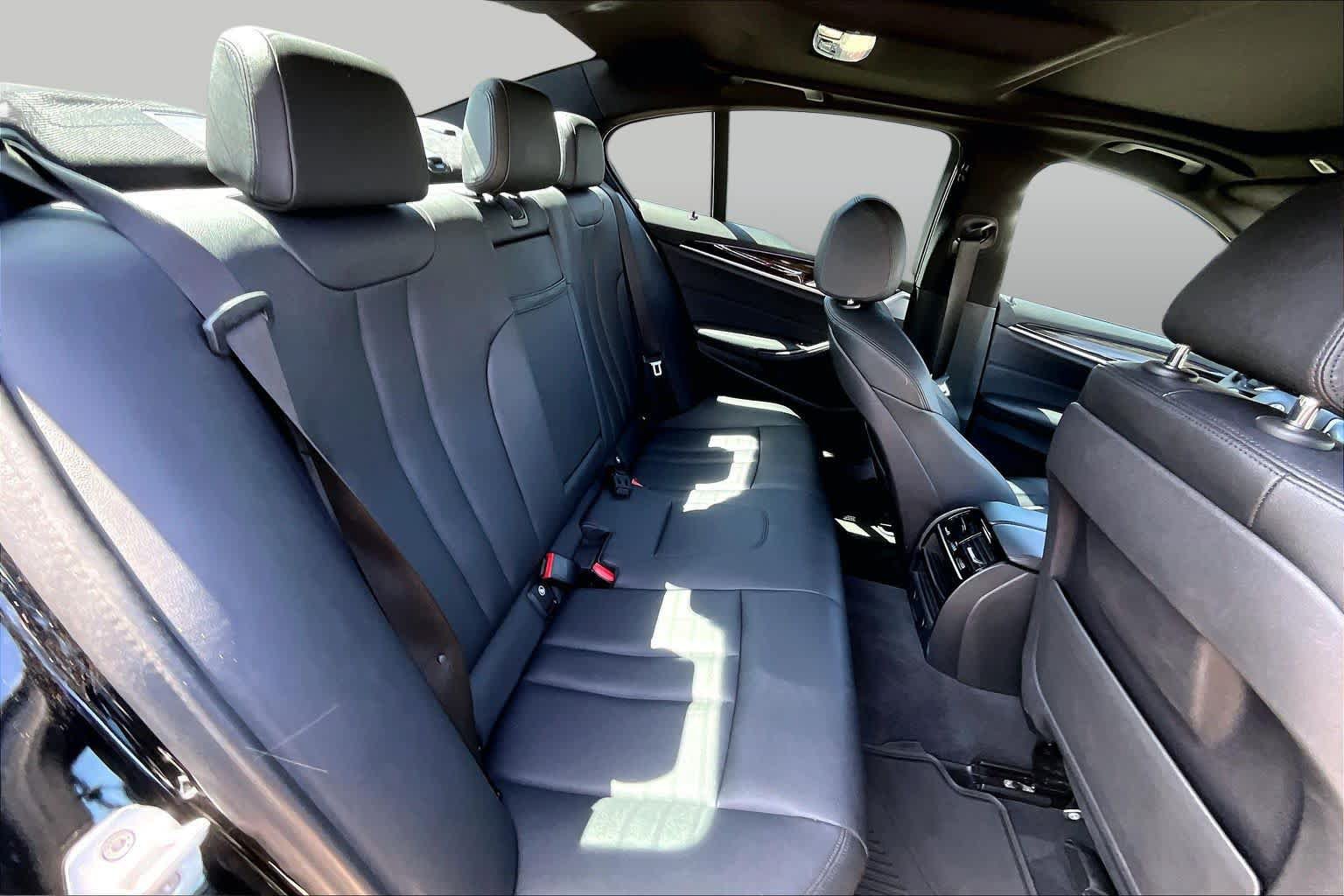 Used 2018 BMW 530i RWD image 20