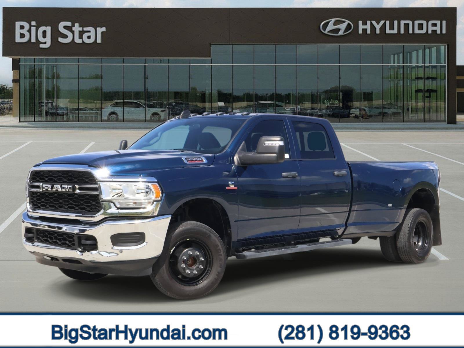 Used 2024 RAM 3500 Tradesman w/ Chrome Appearance Group AWD/4WD image 1