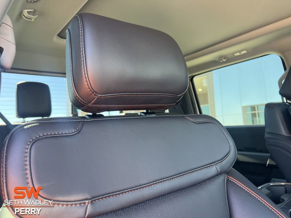 New 2025 Ford F350 Lariat w/ Lariat Ultimate Package image 19