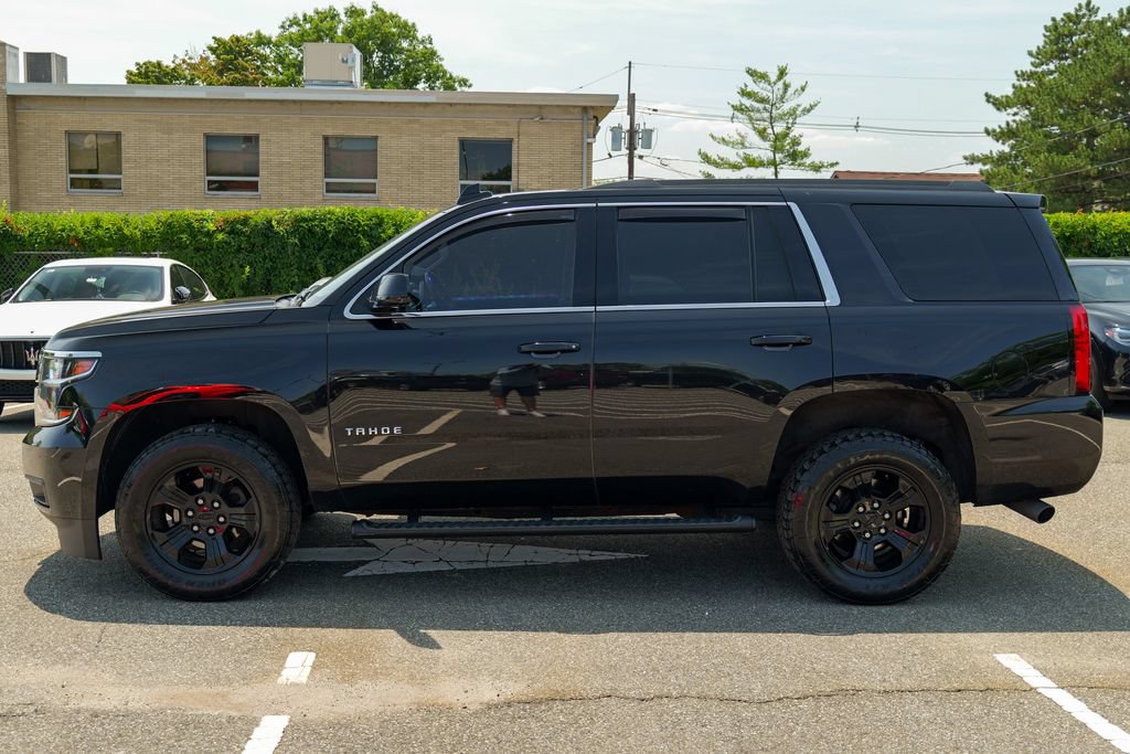 Used 2019 Chevrolet Tahoe LS w/ Enhanced Driver Alert Package AWD/4WD image 4