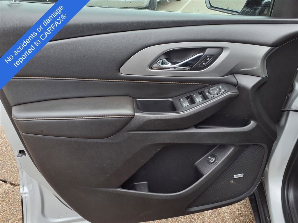 Used 2020 Chevrolet Traverse RS w/ LPO, Floor Liner Package image 15