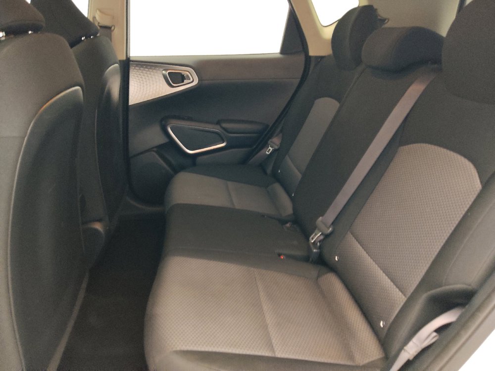Used 2021 Kia Soul LX FWD image 18