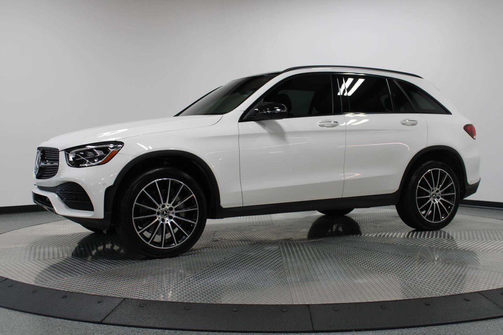 Used 2022 Mercedes-Benz GLC 300 4MATIC image 6