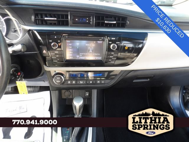 Used 2016 Toyota Corolla LE FWD image 18
