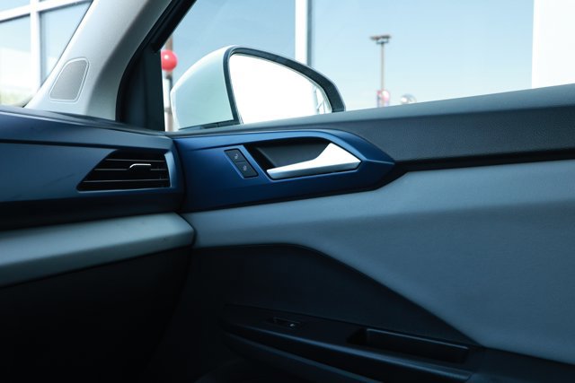 Used 2023 Volkswagen Taos SE FWD image 27