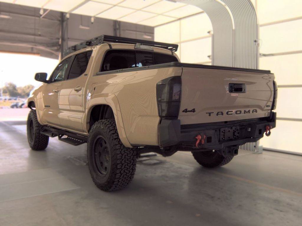 Used 2019 Toyota Tacoma SR5 AWD/4WD image 5