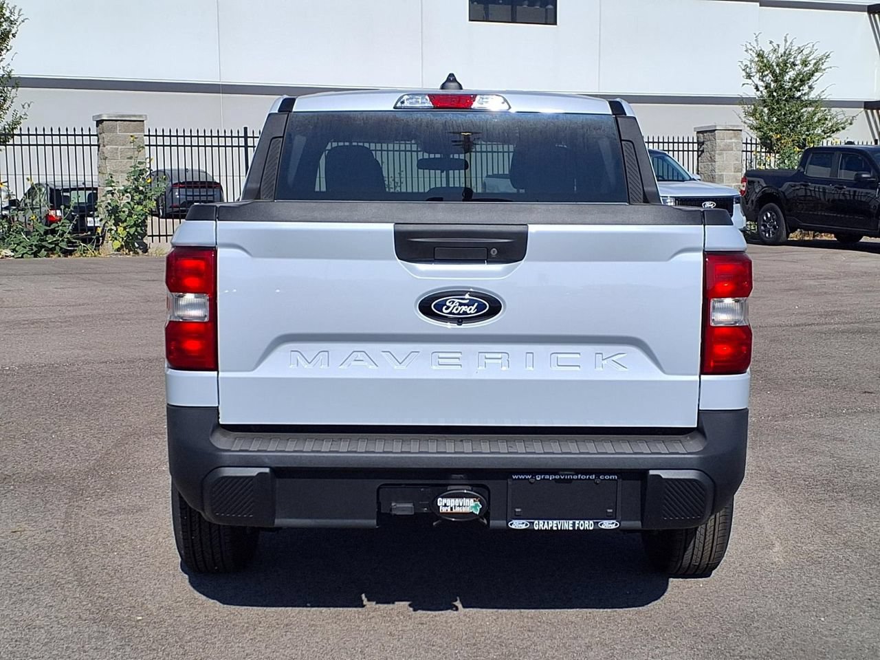 New 2026 Ford Maverick XLT w/ XLT Luxury Package FWD image 5