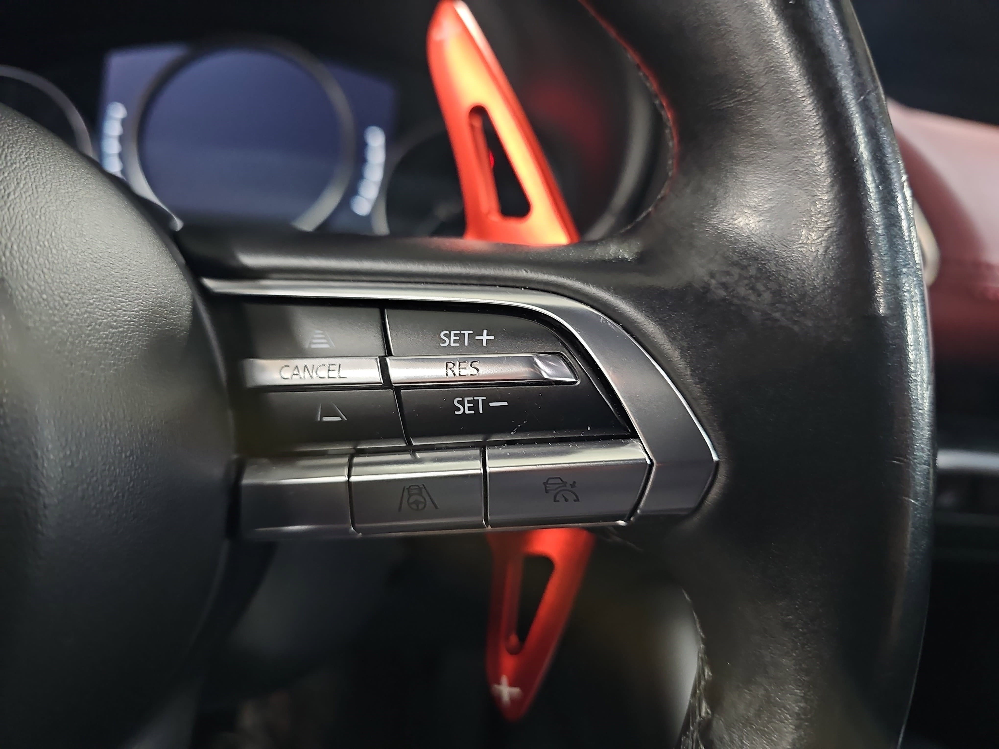 Used 2021 MAZDA MAZDA3 Hatchback w/Premium Plus Pkg image 19