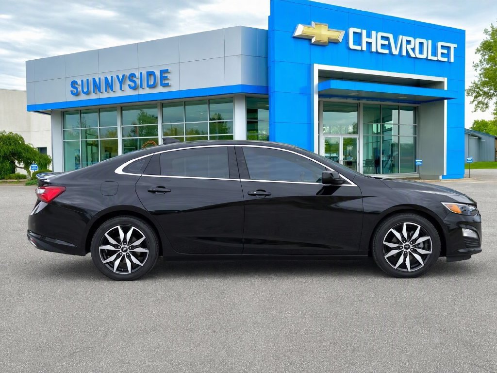 Certified 2025 Chevrolet Malibu RS w/ LPO, Floor Liner Package FWD image 6