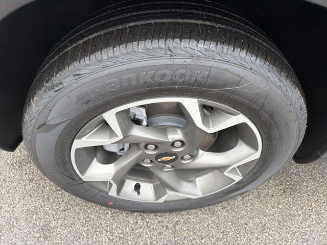 Used 2026 Chevrolet Trax LT w/ Driver Confidence Package image 9