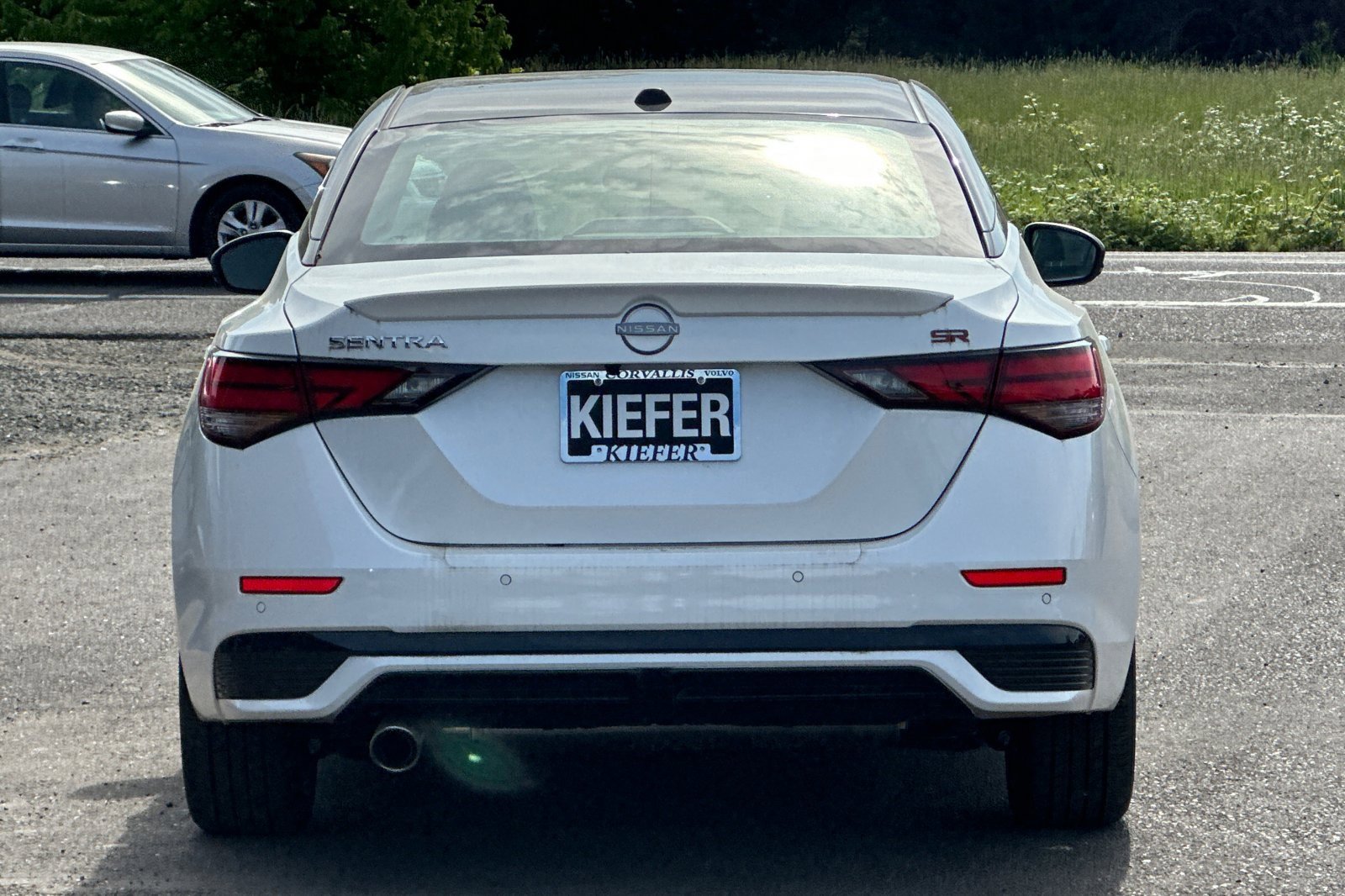 Used 2025 Nissan Sentra SR w/ SR Premium Package image 5