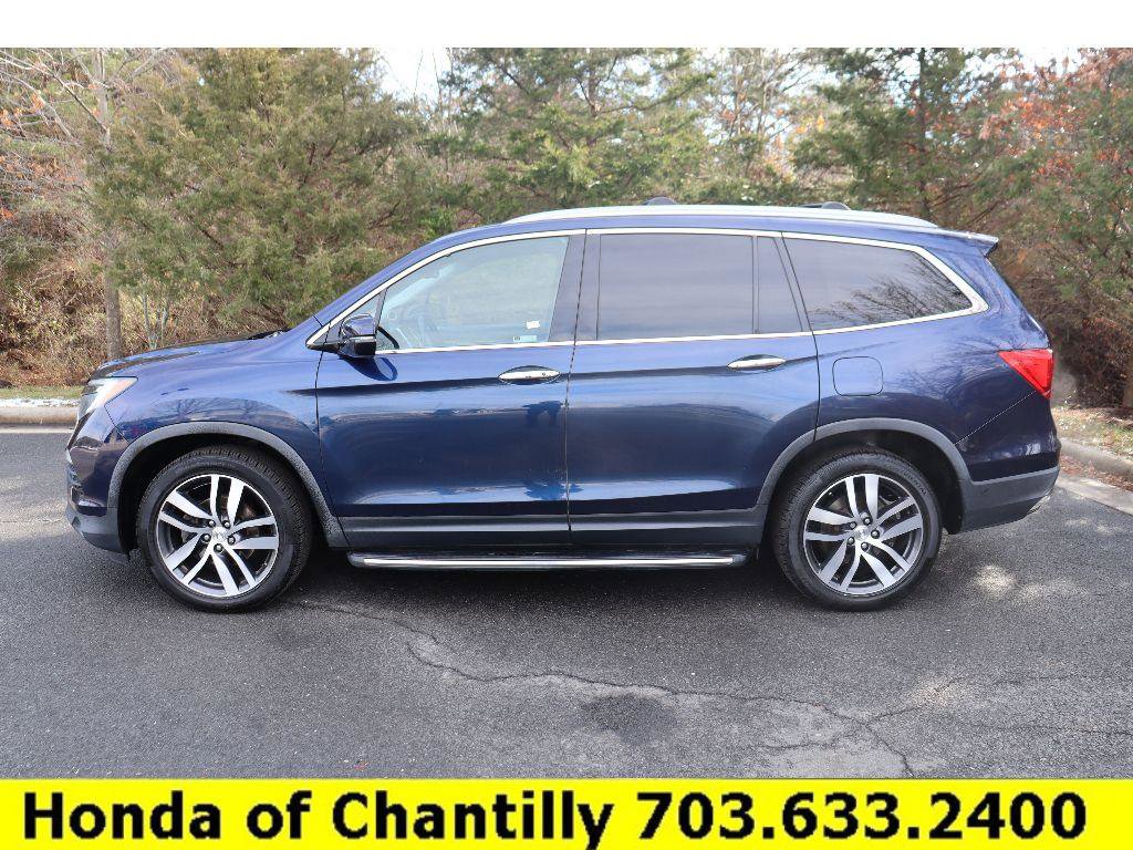Used 2017 Honda Pilot Touring image 4