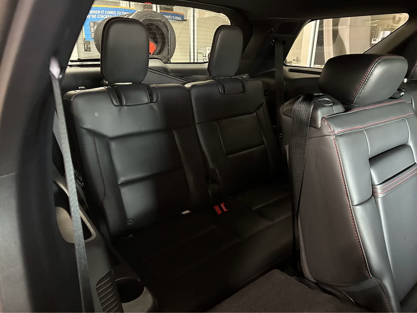 Used 2025 Ford Explorer ST-Line w/ Premium Package AWD/4WD image 40