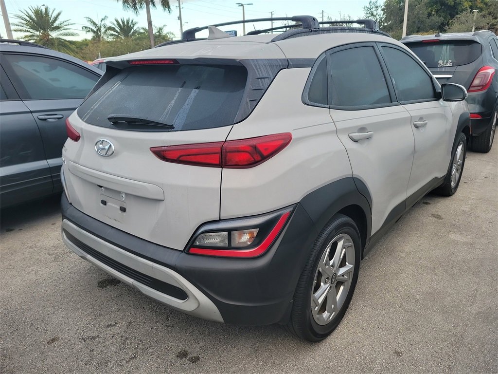 Used 2023 Hyundai Kona SEL w/ Convenience Package image 7