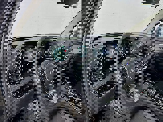 Certified 2023 Kia Sportage LX image 9