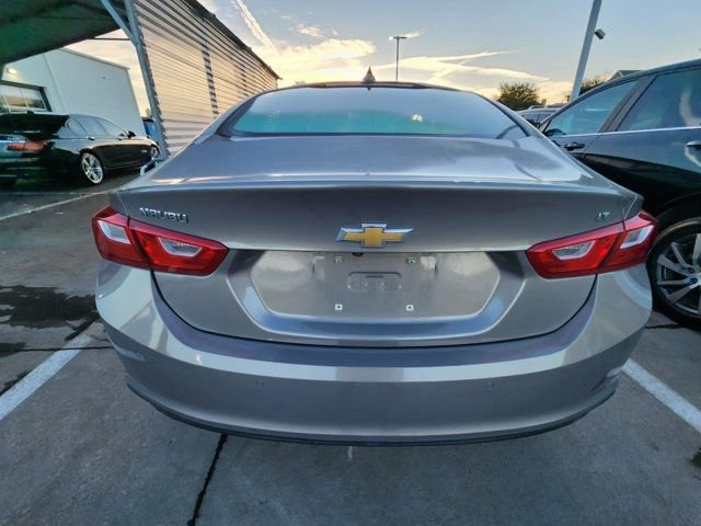 Used 2017 Chevrolet Malibu LT w/ Leather Package image 5