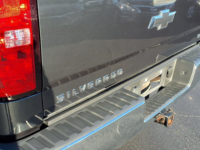 Used 2018 Chevrolet Silverado 1500 LT w/ All Star Edition AWD/4WD image 36