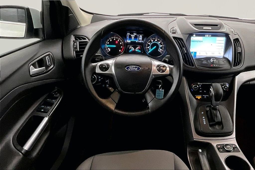 Used 2016 Ford Escape SE w/ Equipment Group 201A image 8