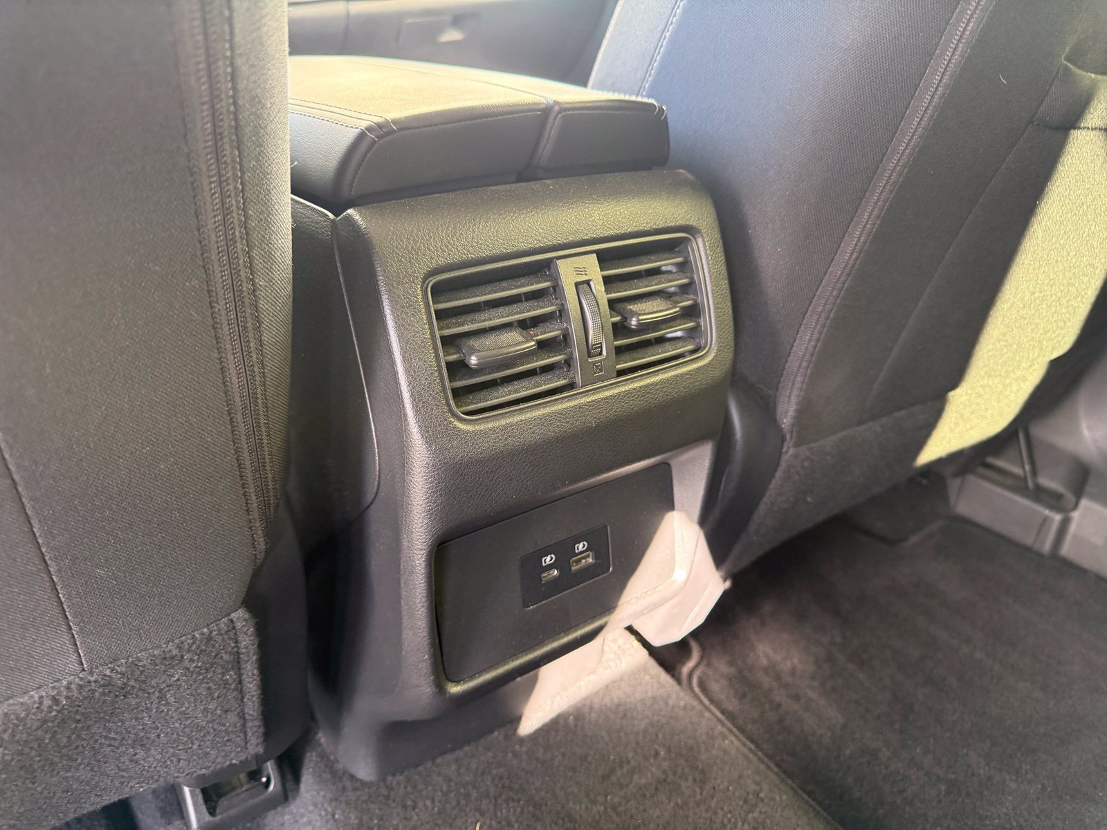 Used 2023 Nissan Rogue SV FWD image 26